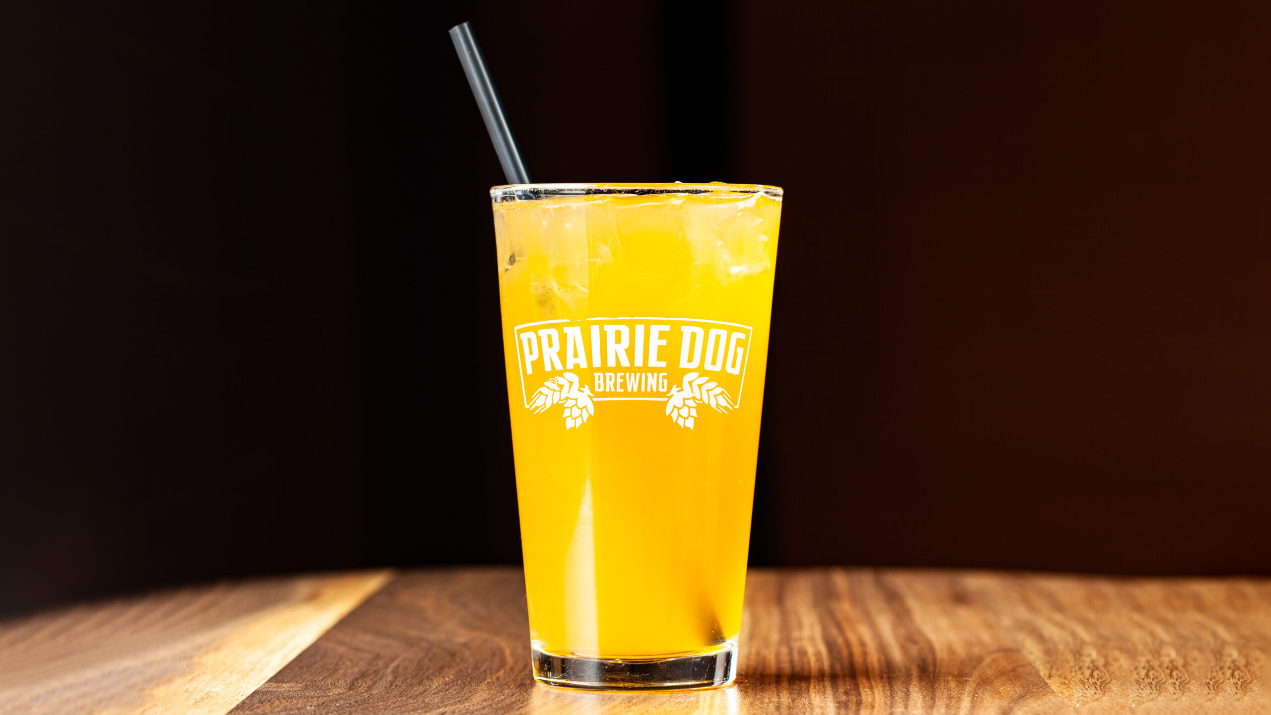 A glass of Prarie Dog Brewing's house-brewed iced tea.