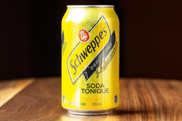 A 355-mL can of Schweppes Tonic Water.