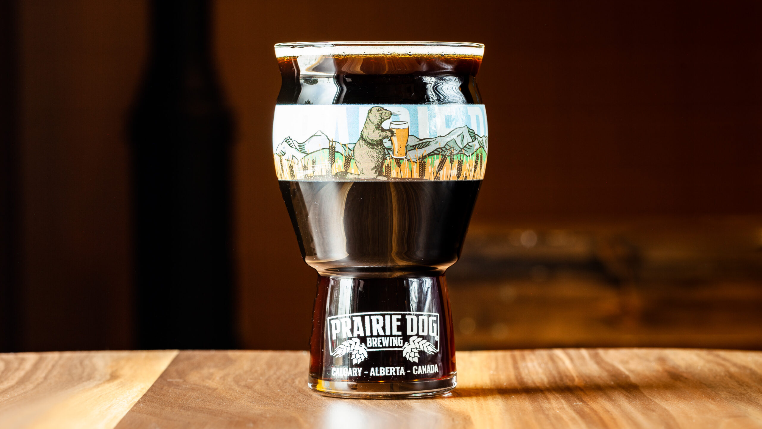 A 473-mL draft pour of Prairie Dog Brewing's porter.