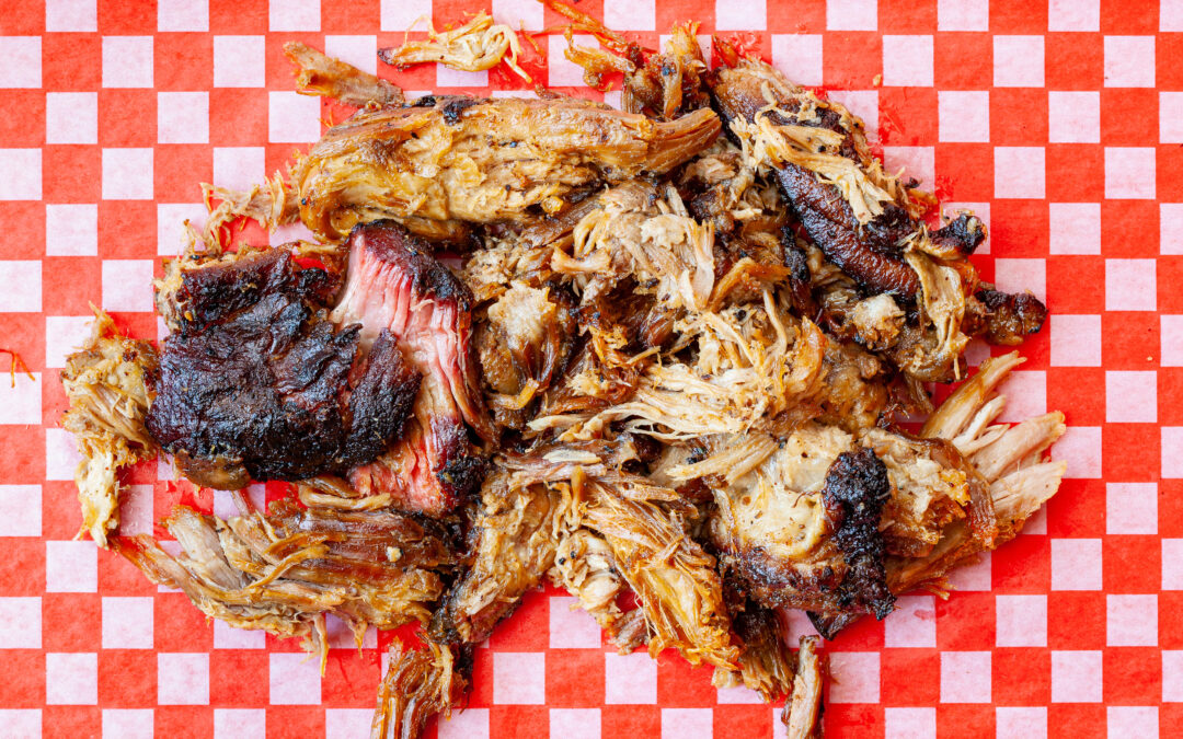 A full pound of Prairie Dog Brewing's mouthwatering pulled pork on a barbecue serving tray.